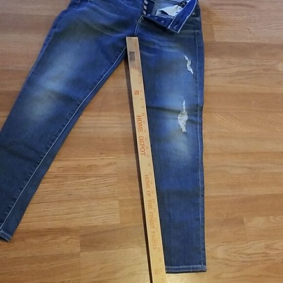 7 For All Mankind  Women’s Jeans 24 destress - Picture 4 of 11